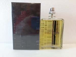 Escentric 01 100ml LUXE