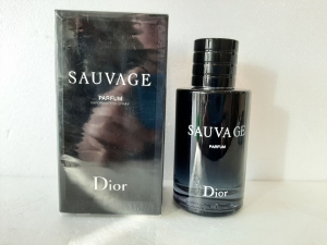 Sauvage Parfum 2019 100ml LUXE